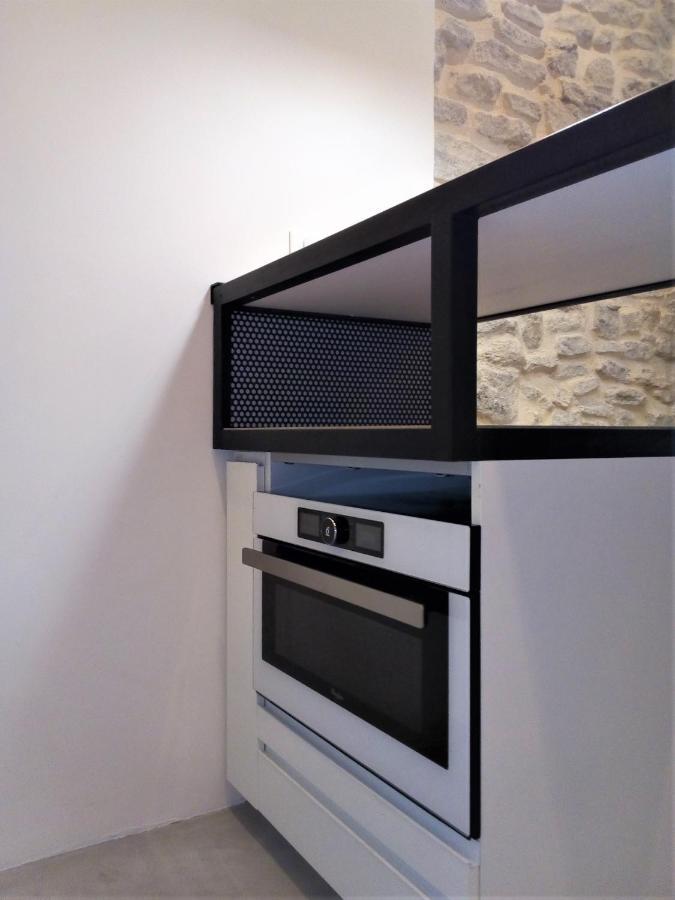 Le Petit Studio - 15 M2 - Centre Ville - Sorgue A 50 M ลีล-ซูร์-ลา-ซอร์ก ภายนอก รูปภาพ