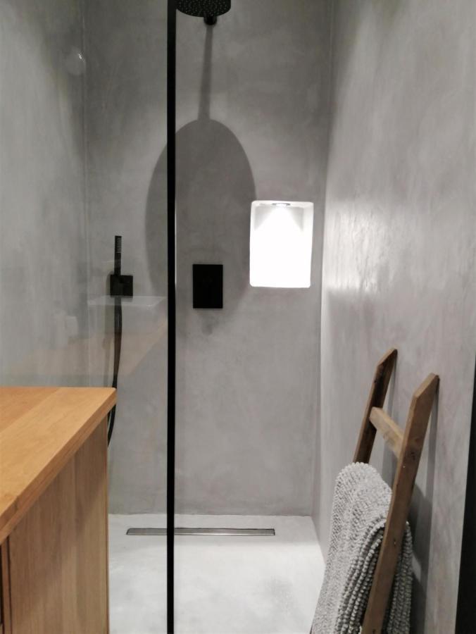 Le Petit Studio - 15 M2 - Centre Ville - Sorgue A 50 M ลีล-ซูร์-ลา-ซอร์ก ภายนอก รูปภาพ